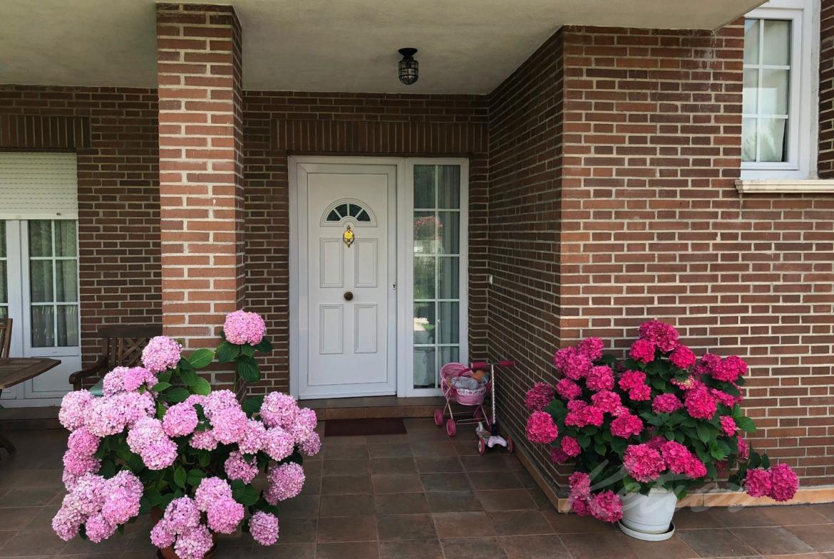 Chalet Monte Rozas Entrada