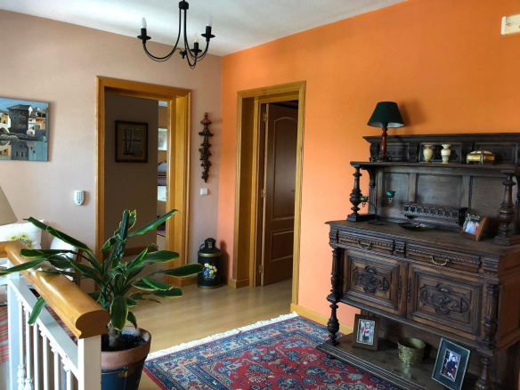 Chalet Monte Rozas Pasillo 01