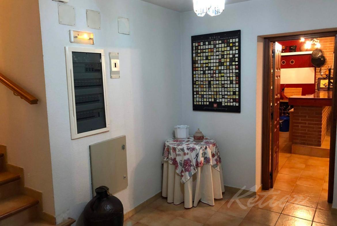 Chalet Monte Rozas Pasillo 02