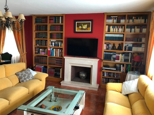 Chalet Monte Rozas Salon 02