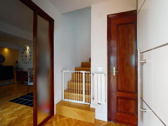 Chalet Pareado El Burgo Hall