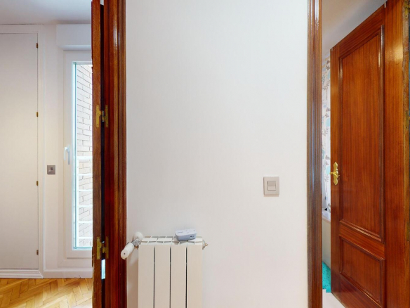 Chalet Pareado El Burgo Pasillo