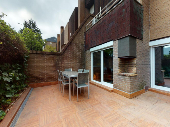 Chalet Pareado El Burgo Terraza