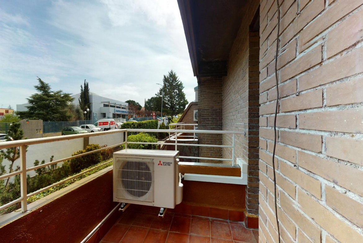 Chalet Pareado El Burgo Terraza