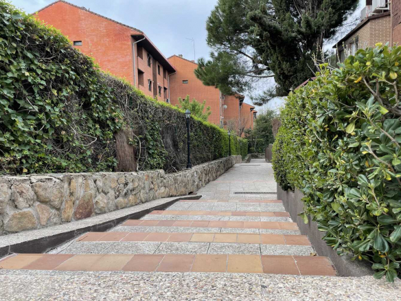 Chalet Pareado El Burgo Urbanizacion