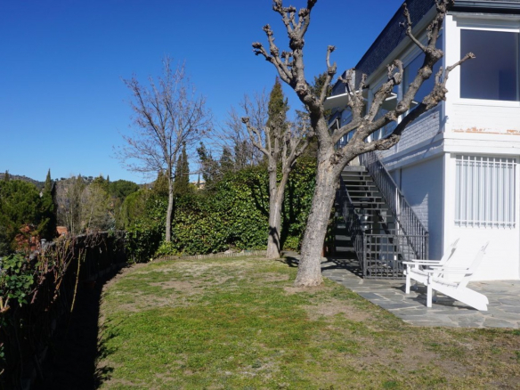 Chalet Pareado Molino de la Hoz Jardin