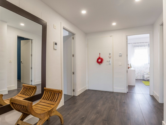 Chalet Pareado en Boadilla del Monte Pasillo