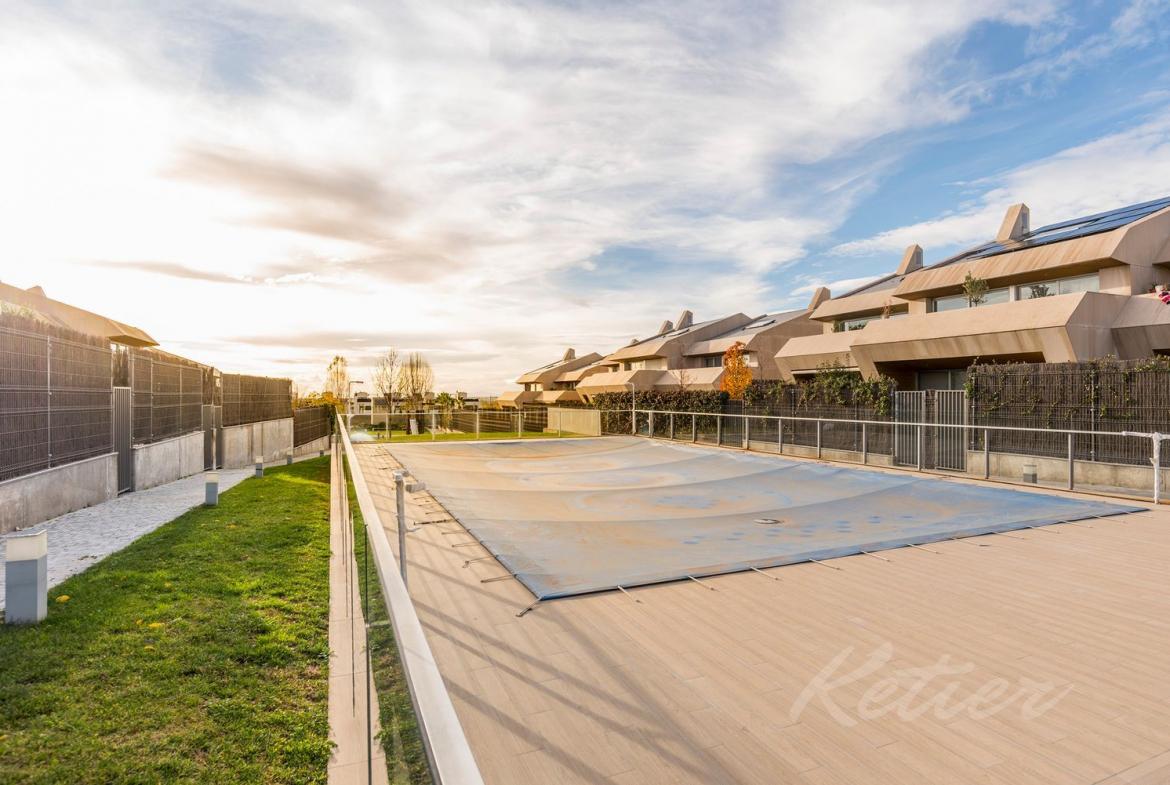 Chalet Pareado en Boadilla del Monte Piscina