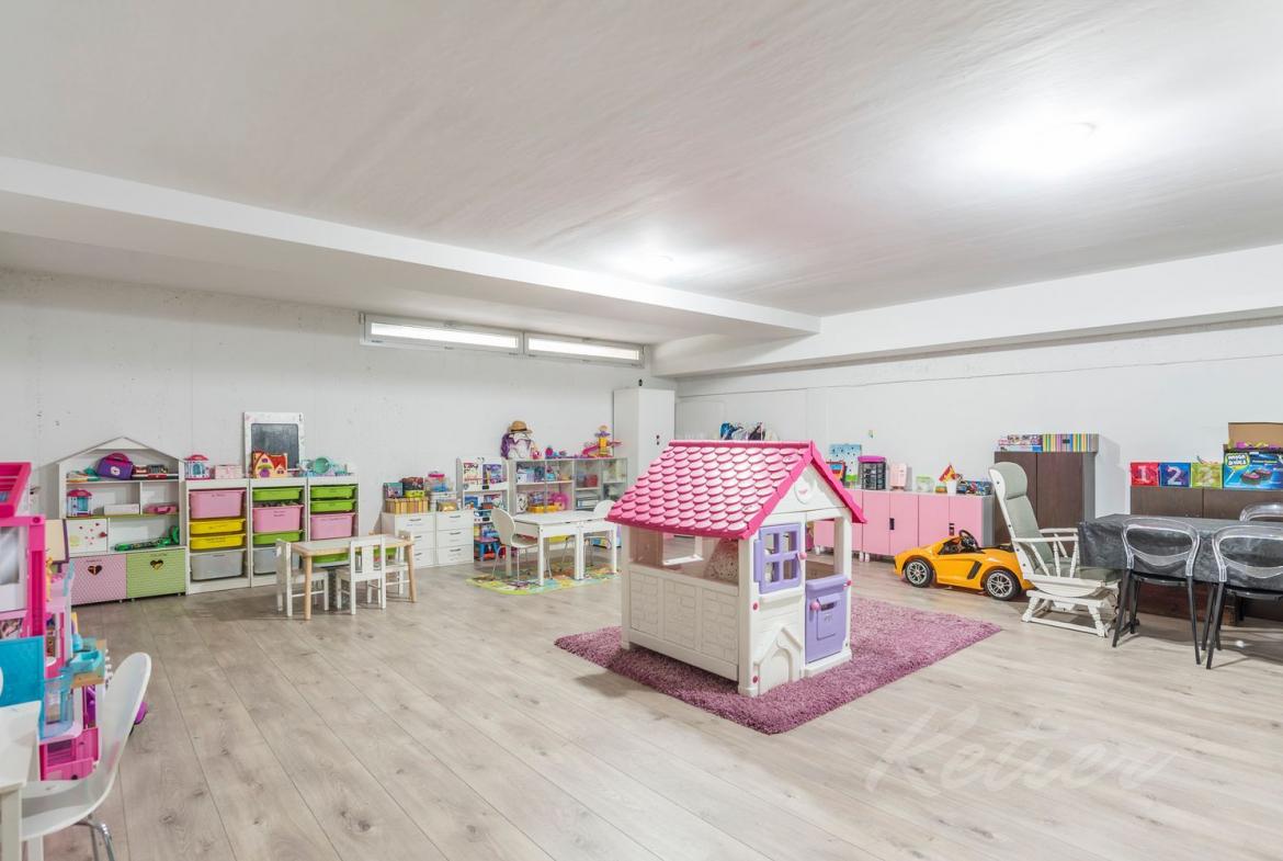 Chalet Pareado en Boadilla del Monte Sala Juegos