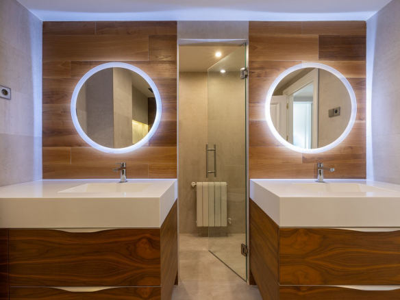 Chalet Pareado en Pozuelo de Alarcon Bano