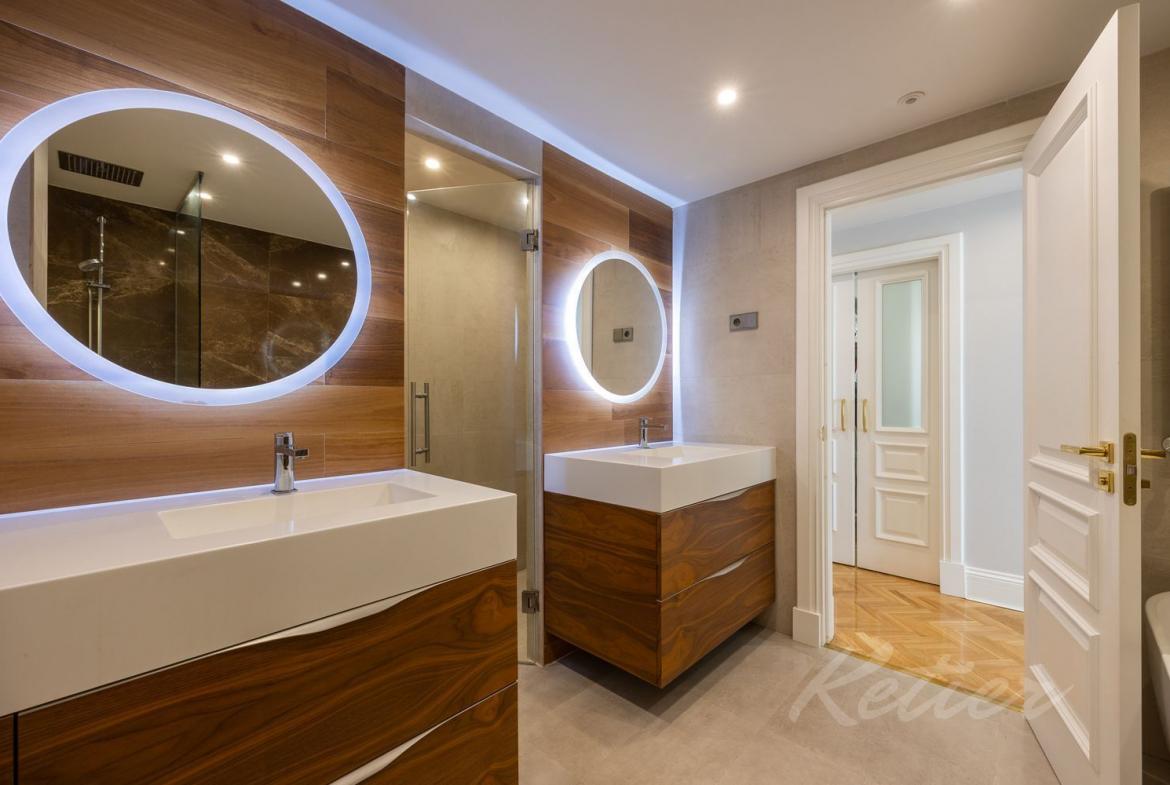 Chalet Pareado en Pozuelo de Alarcon Bano