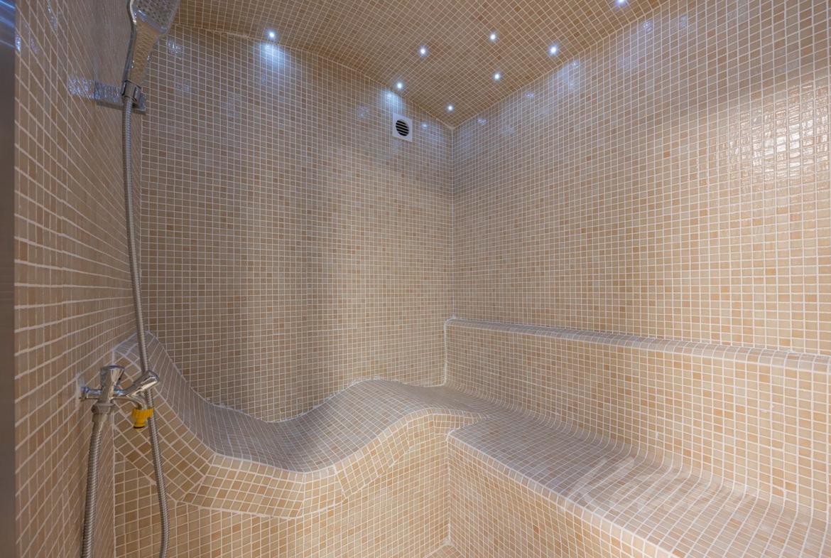 Chalet Pareado en Pozuelo de Alarcon Bano