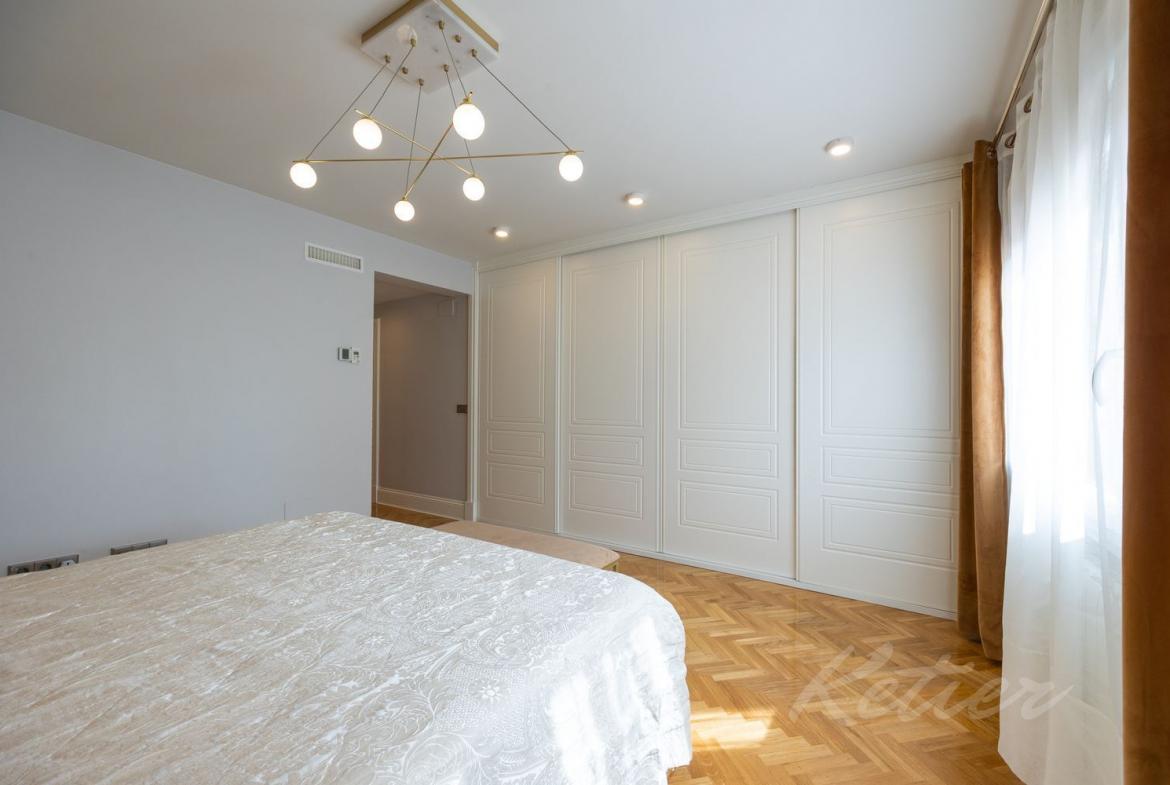 Chalet Pareado en Pozuelo de Alarcon Dormitorio