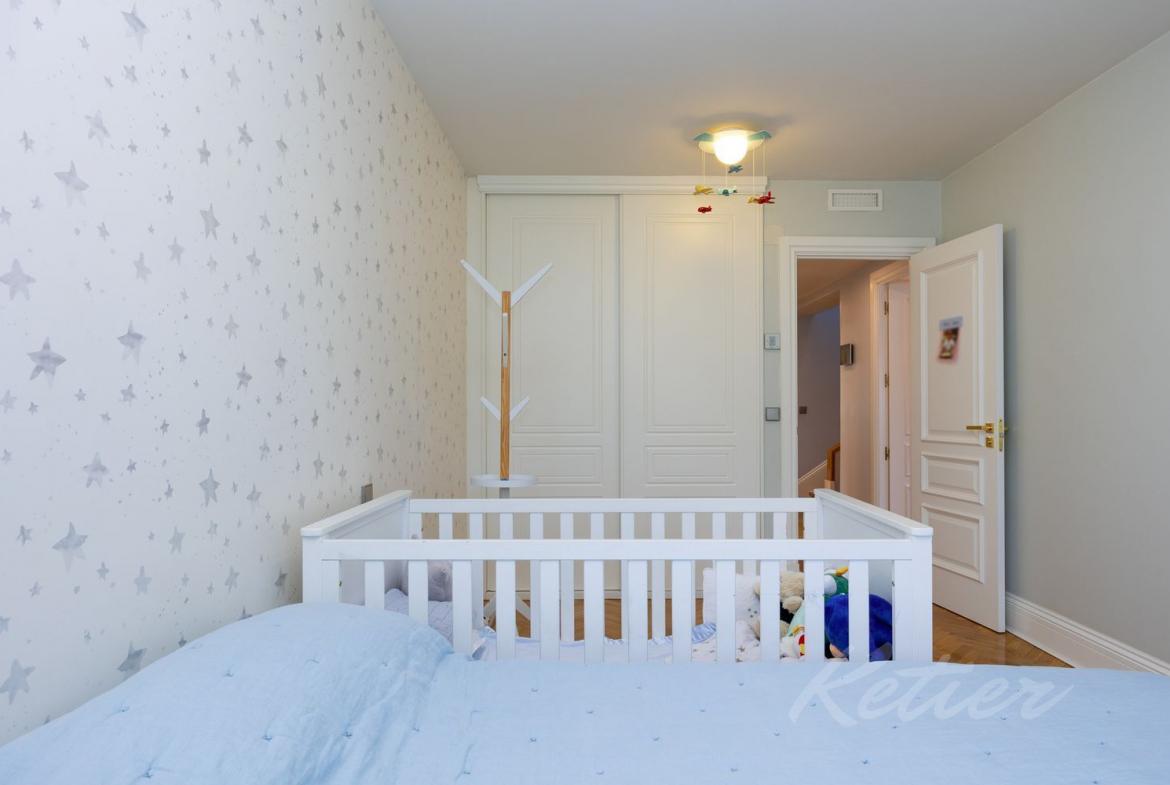 Chalet Pareado en Pozuelo de Alarcon Dormitorio