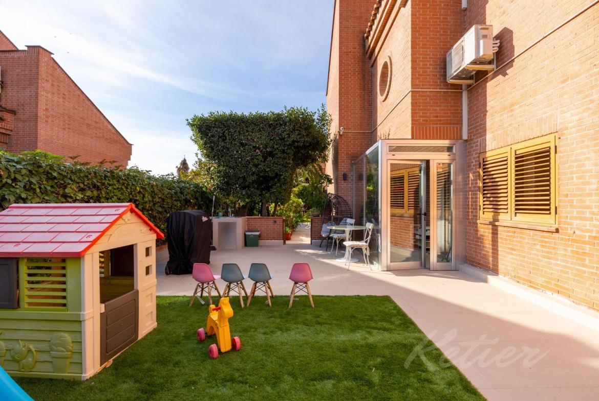 Chalet Pareado en Pozuelo de Alarcon Exterior