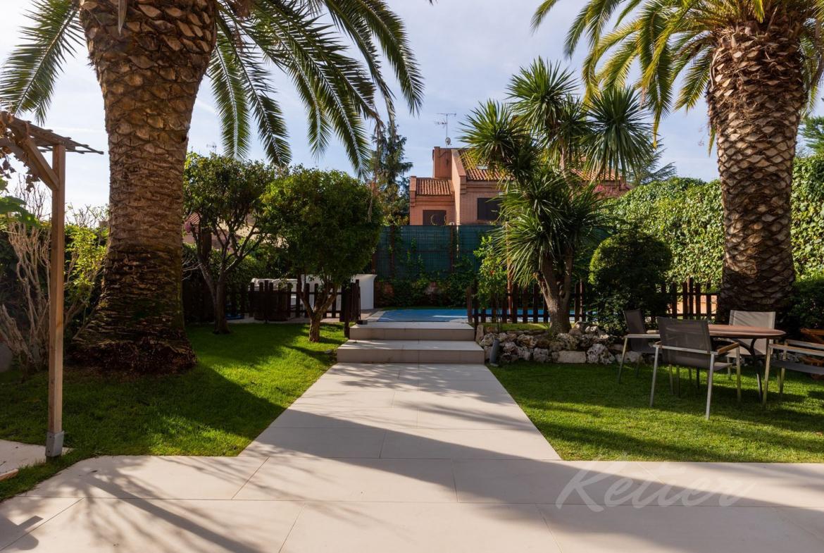 Chalet Pareado en Pozuelo de Alarcon Exterior