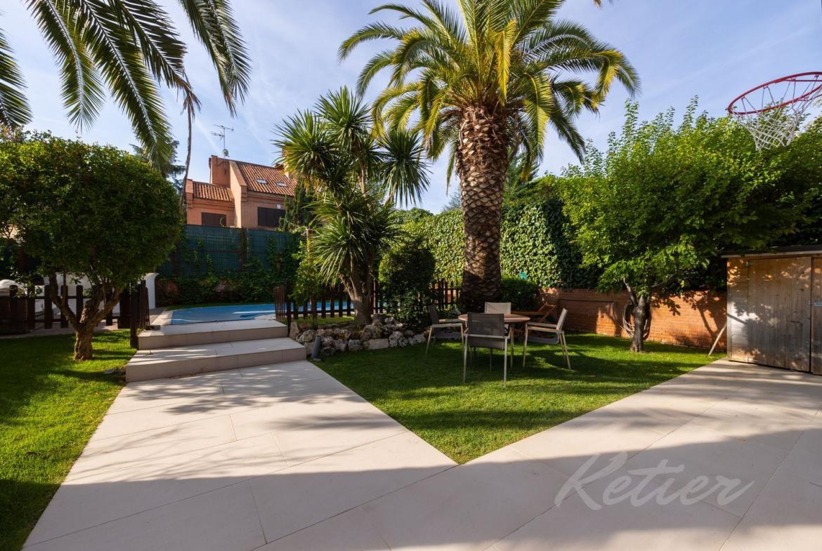 Chalet Pareado en Pozuelo de Alarcon Exterior