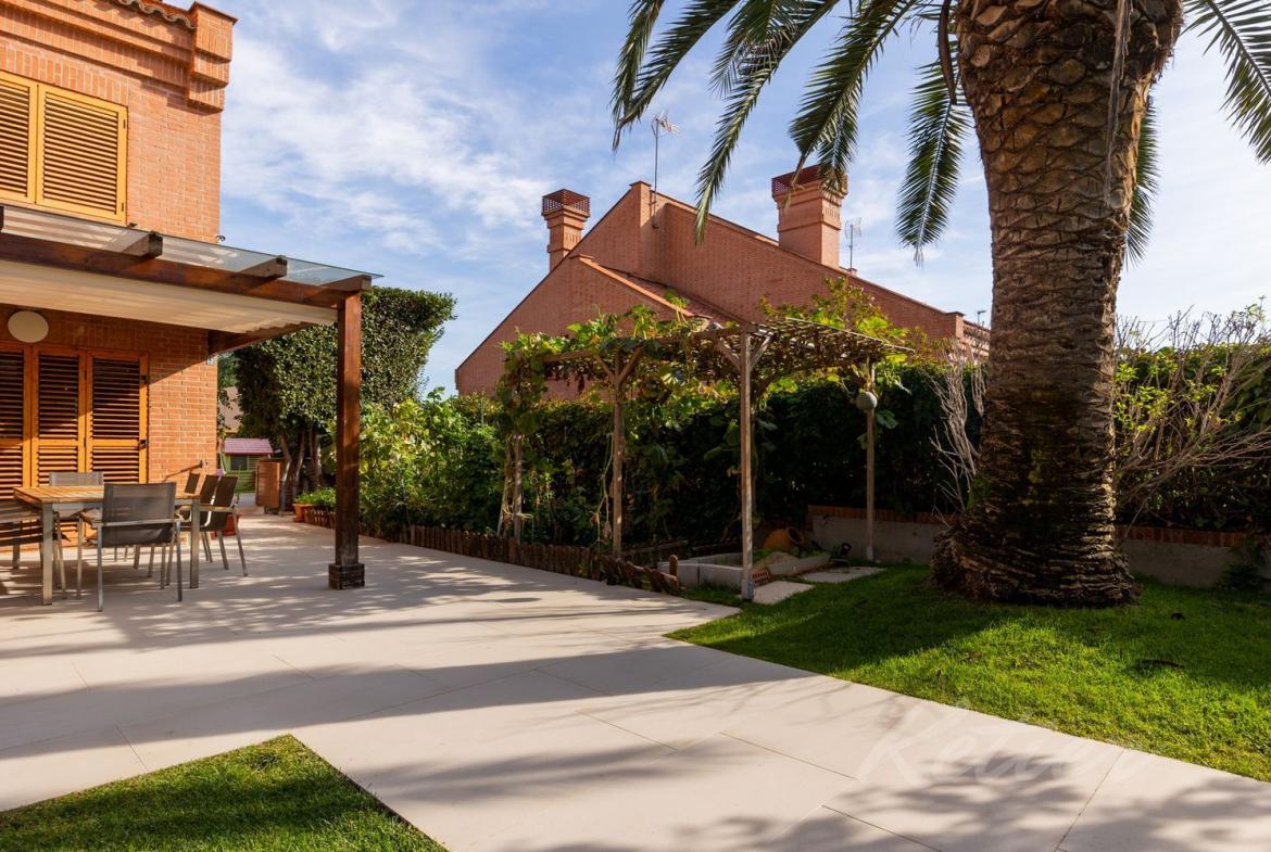 Chalet Pareado en Pozuelo de Alarcon Exterior