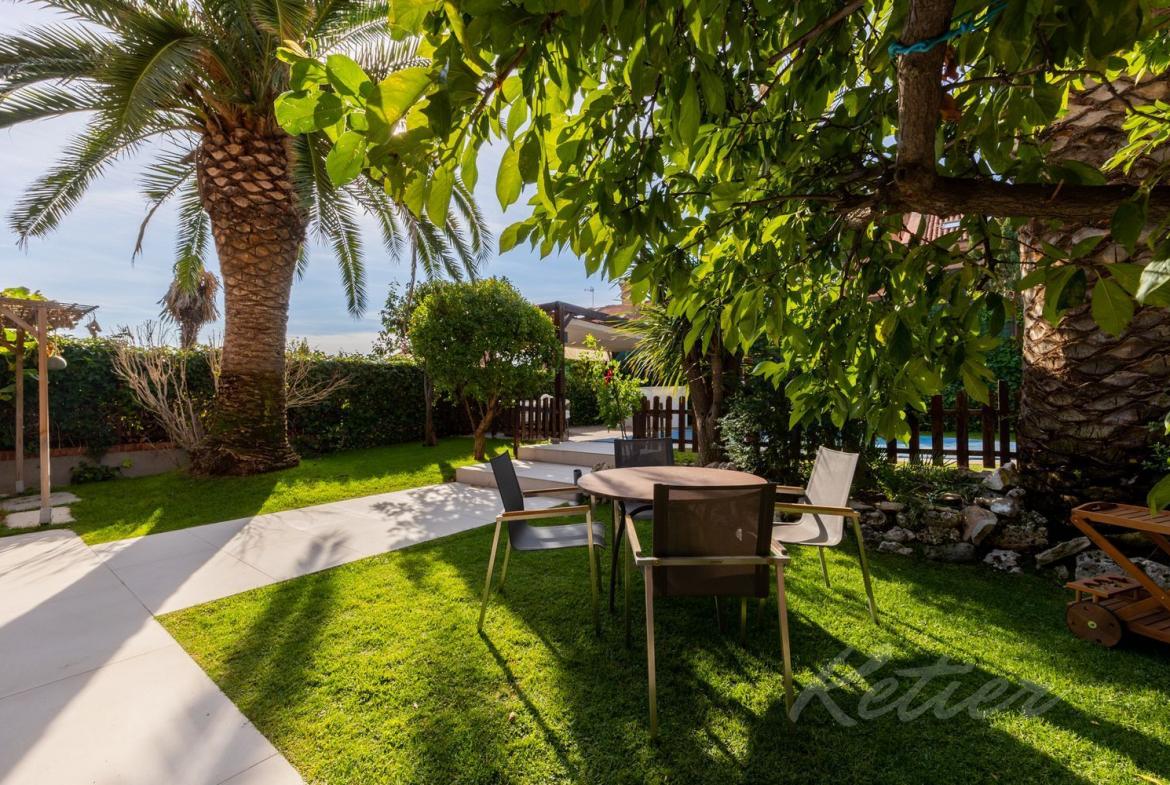 Chalet Pareado en Pozuelo de Alarcon Jardin