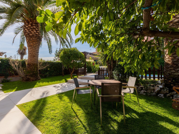 Chalet Pareado en Pozuelo de Alarcon Jardin