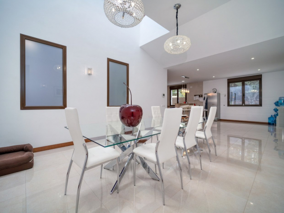 Chalet Prado Largo Comedor