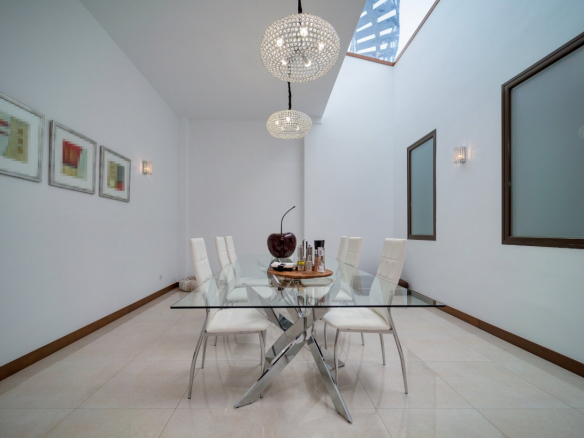 Chalet Prado Largo Comedor