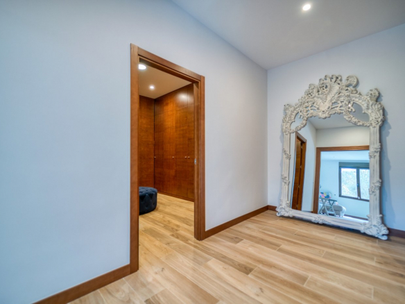 Chalet Prado Largo Dormitorio Principal Vestidor