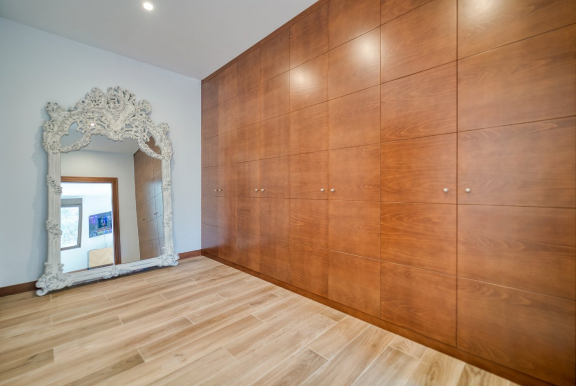 Chalet Prado Largo Dormitorio Principal Vestidor