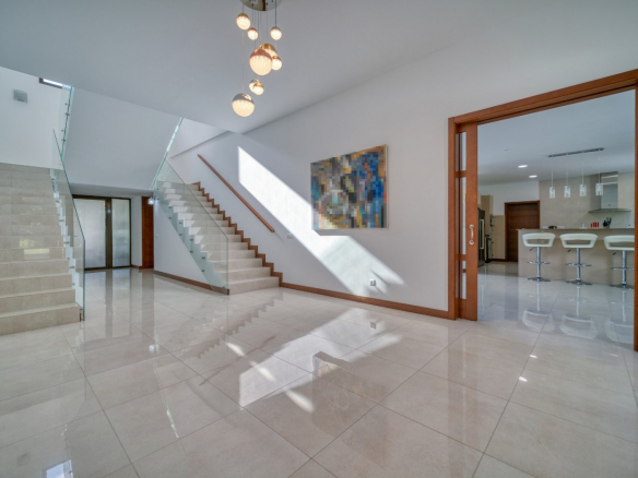 Chalet Prado Largo Hall Entrada