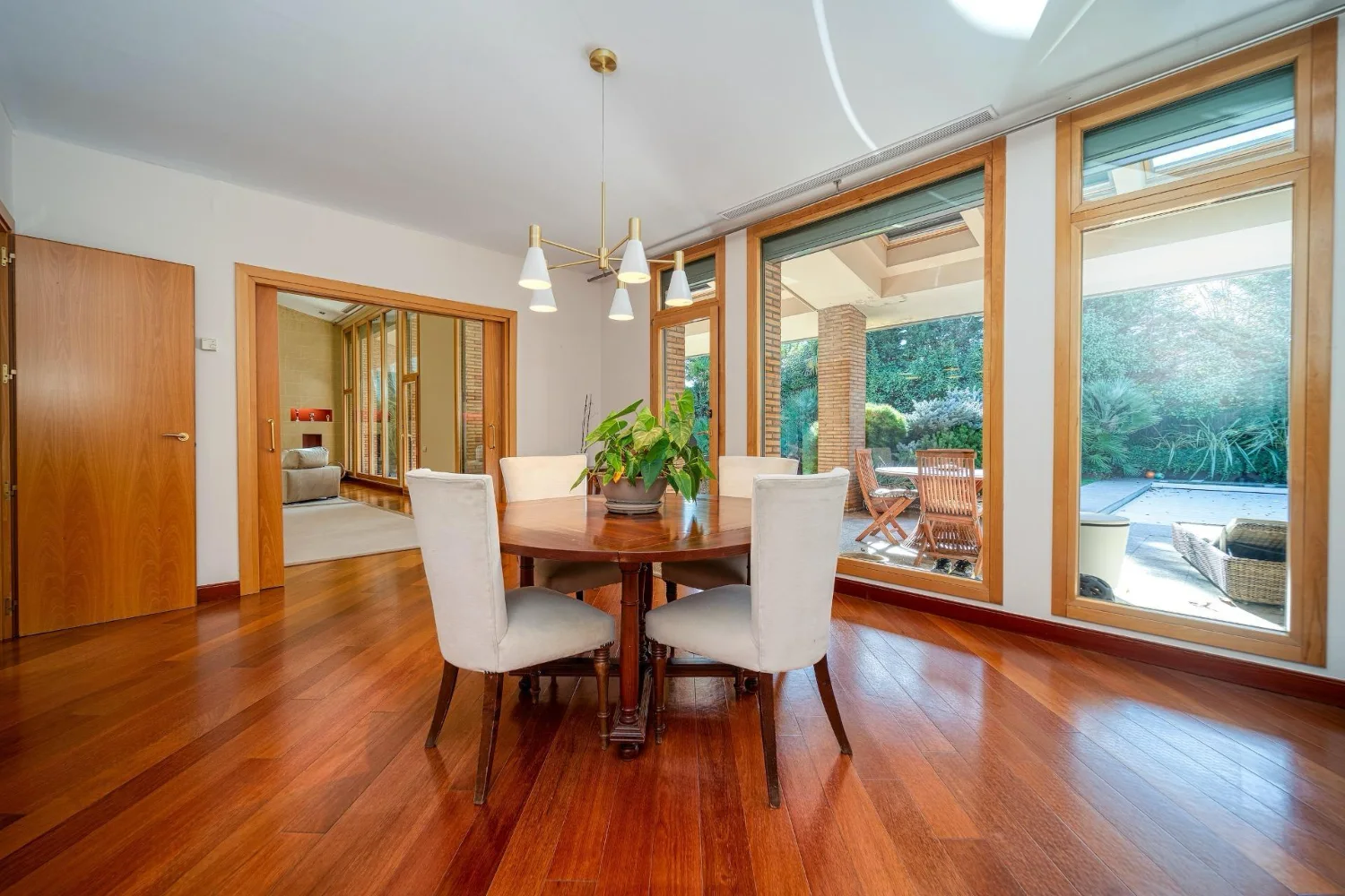 Chalet-Prado-del-Rey-Comedor-01