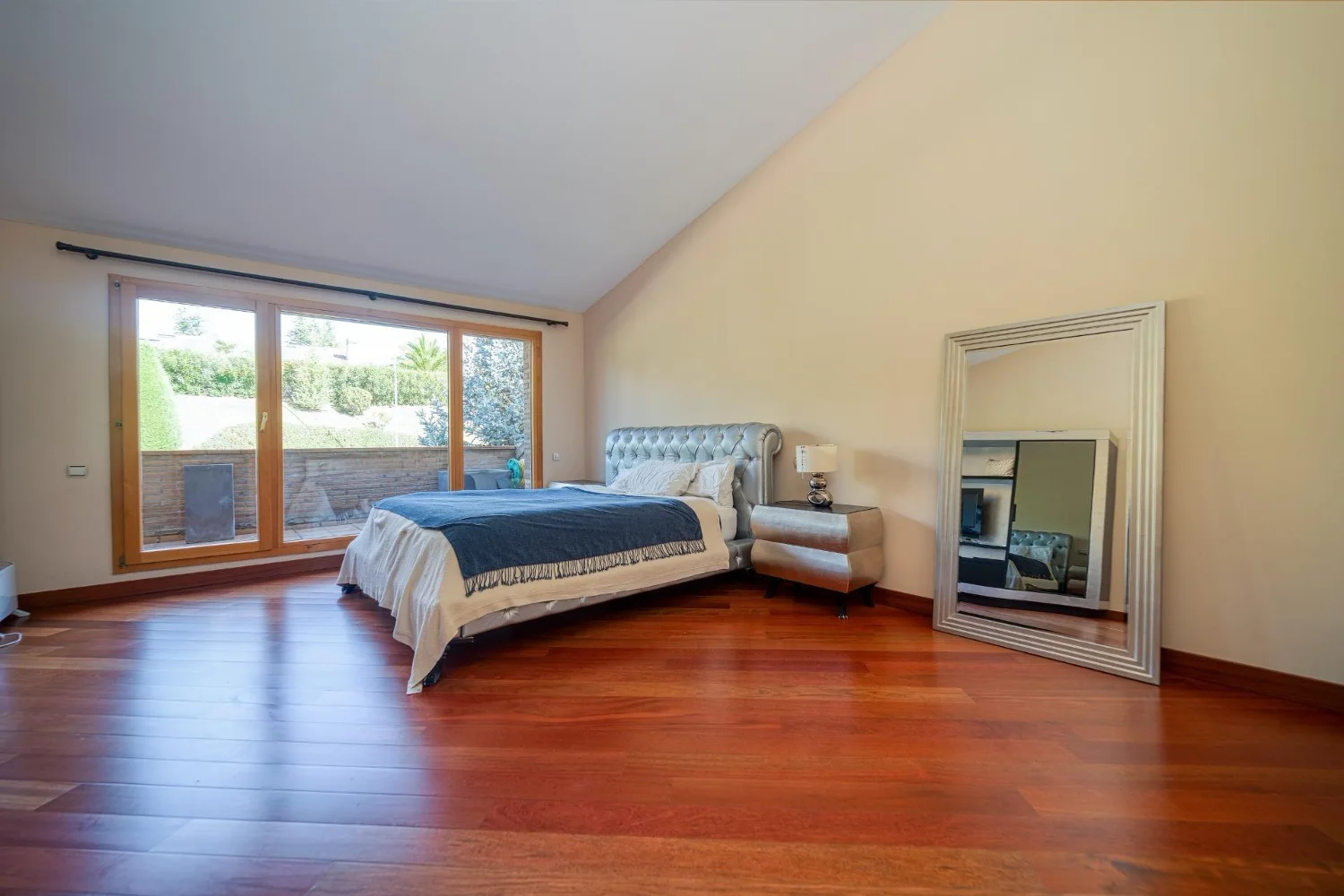 Chalet-Prado-del-Rey-Dormitorio-Principal-01