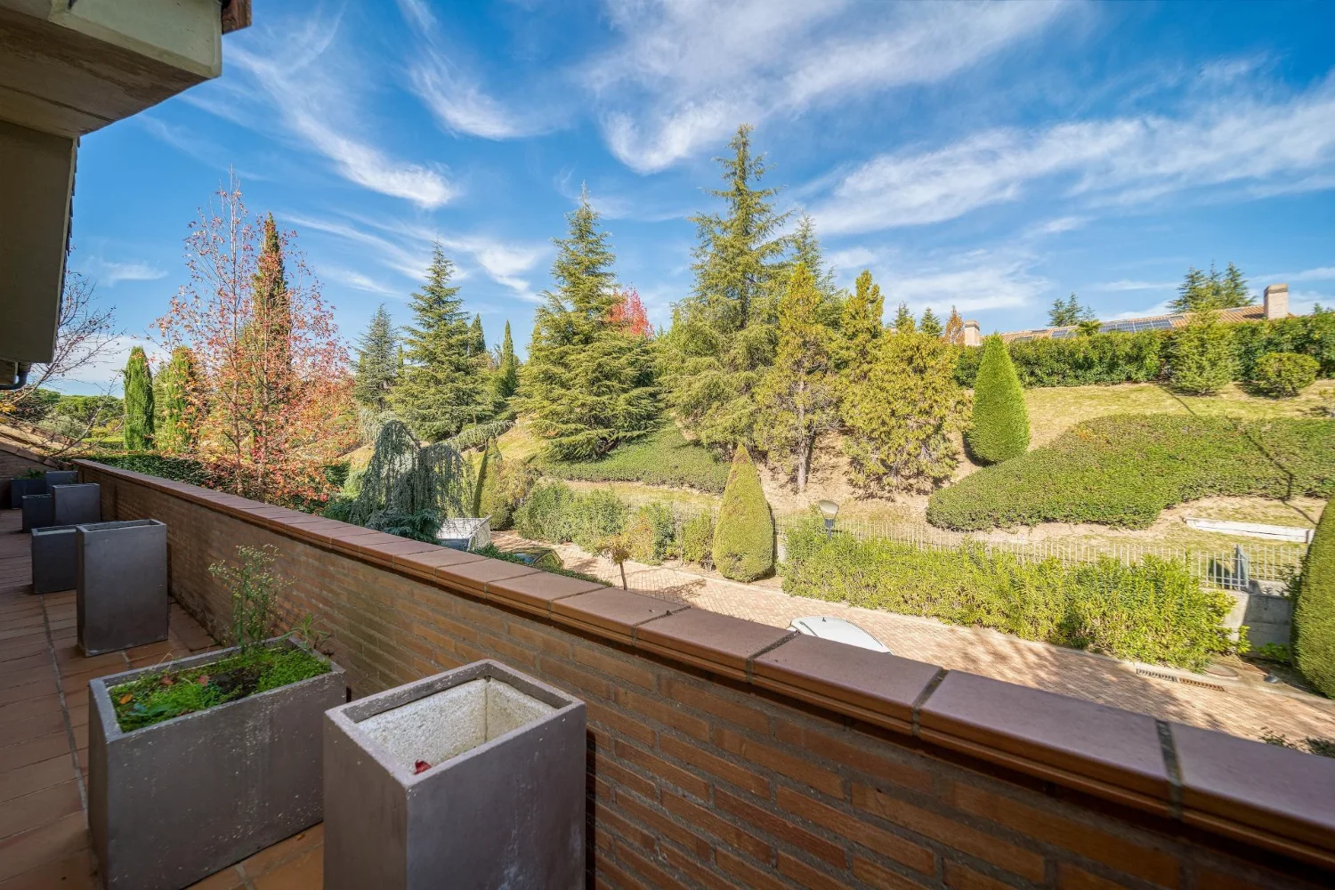 Chalet-Prado-del-Rey-Dormitorio-Principal-Terraza-01