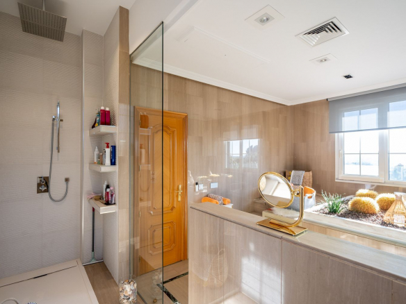 Chalet Punta Galea Dormitorio Principal Bano