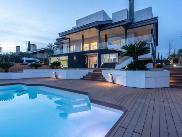 Chalet Punta Galea Jardin