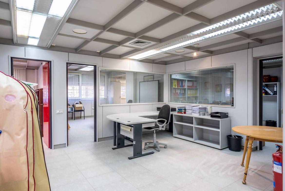 Chalet Punta Galea Oficina