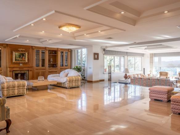 Chalet Punta Galea Salon
