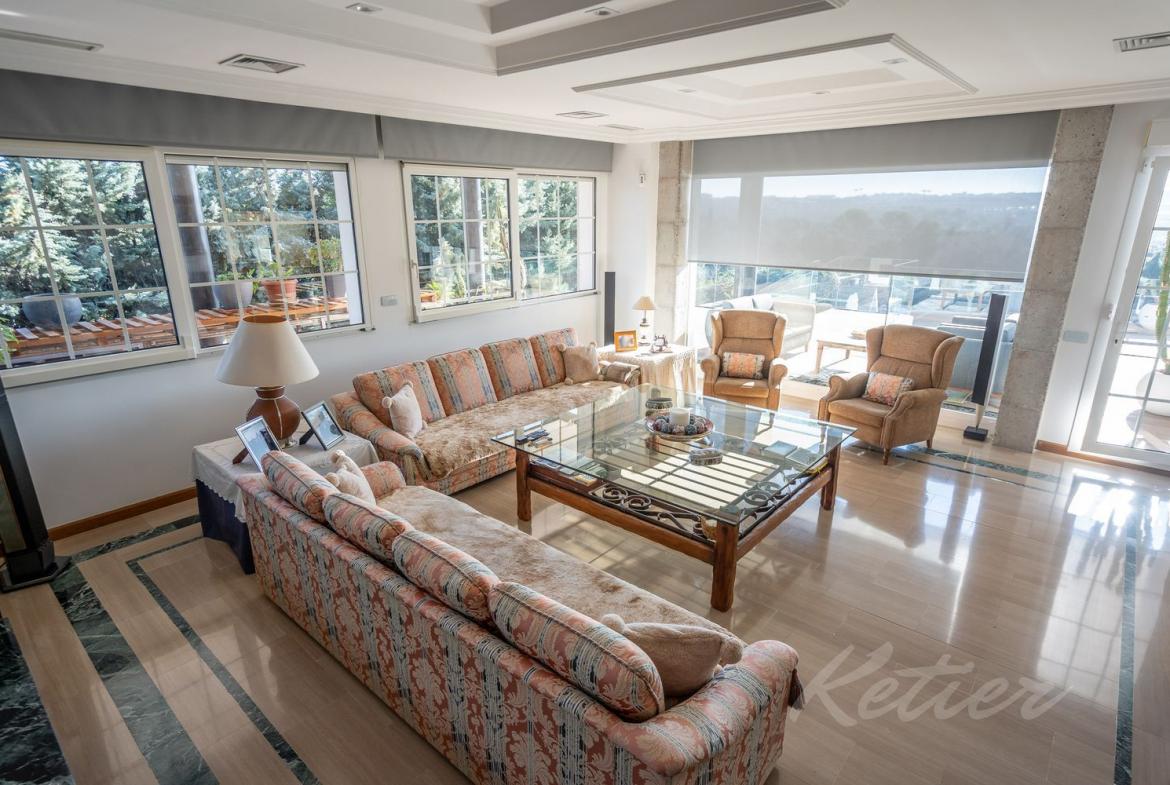 Chalet Punta Galea Salon