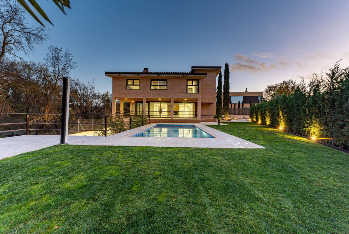 Chalet Villafranca del Castillo Jardin