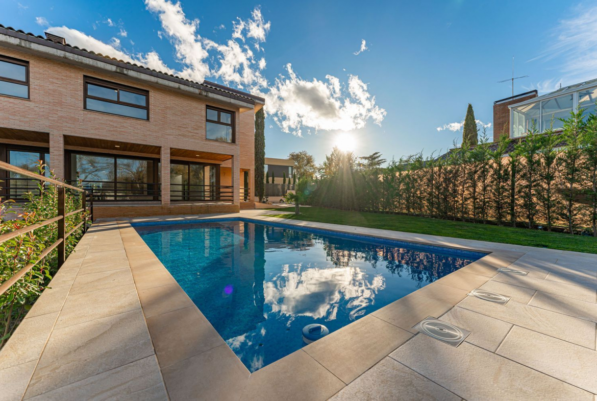 Chalet Villafranca del Castillo Jardin