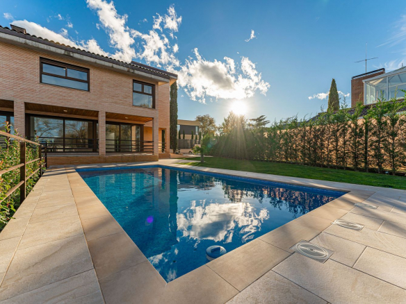 Chalet Villafranca del Castillo Jardin