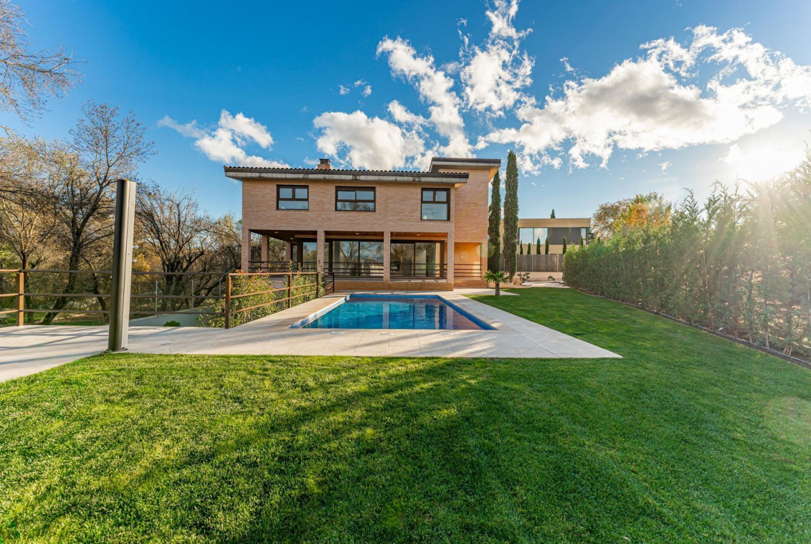Chalet Villafranca del Castillo Jardin