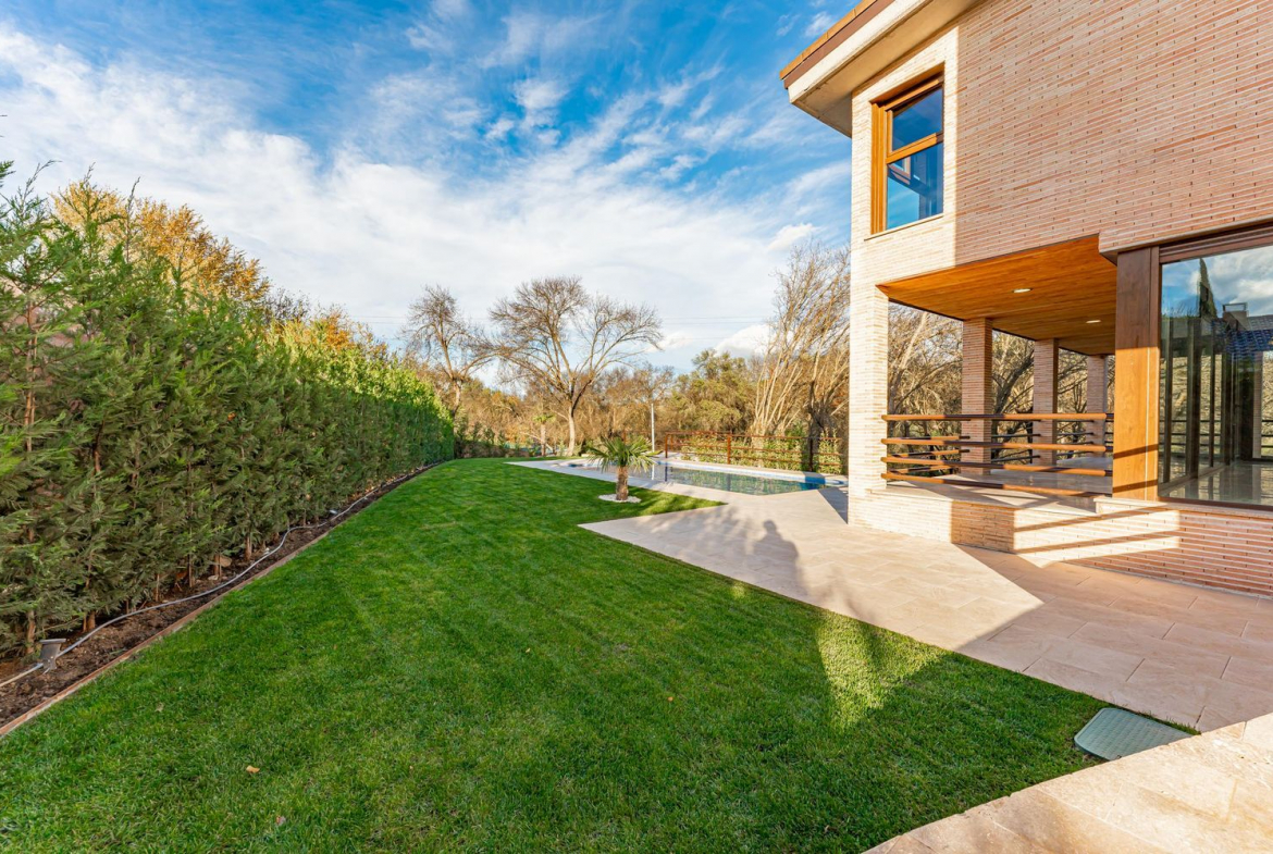 Chalet Villafranca del Castillo Jardin