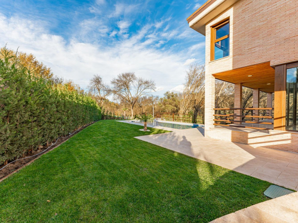 Chalet Villafranca del Castillo Jardin