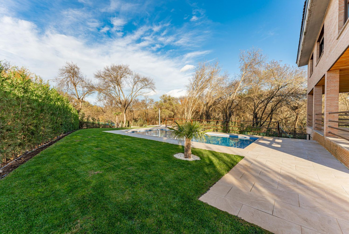 Chalet Villafranca del Castillo Jardin