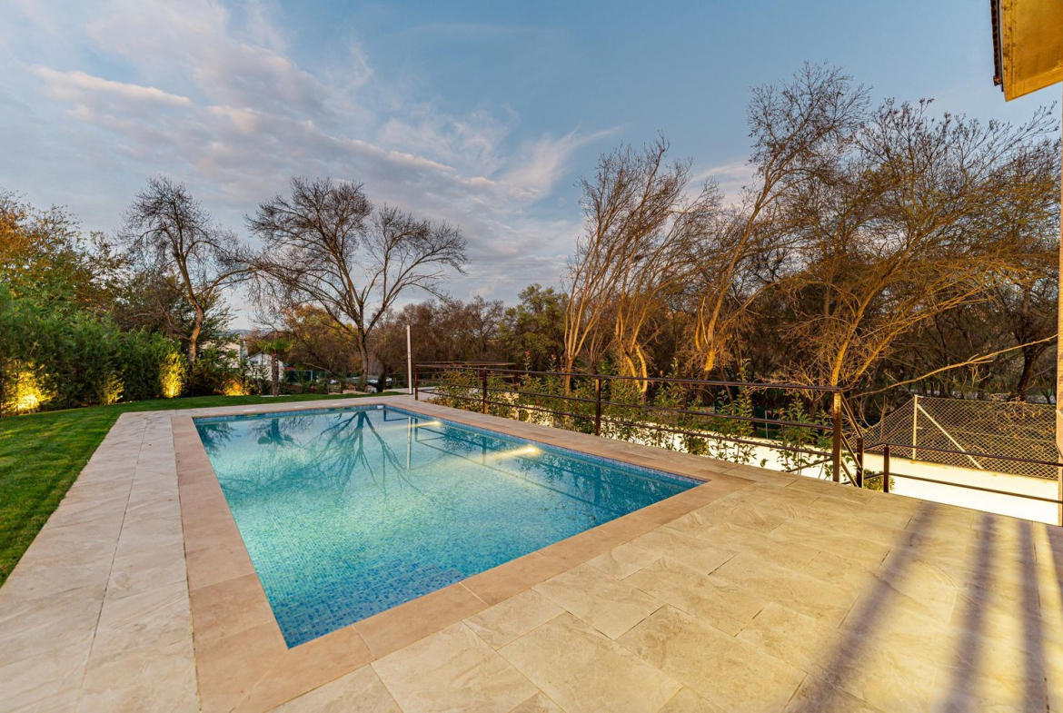 Chalet Villafranca del Castillo Jardin