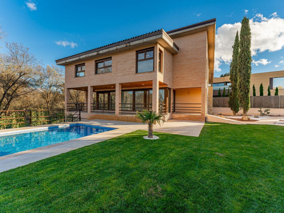 Chalet Villafranca del Castillo Jardin