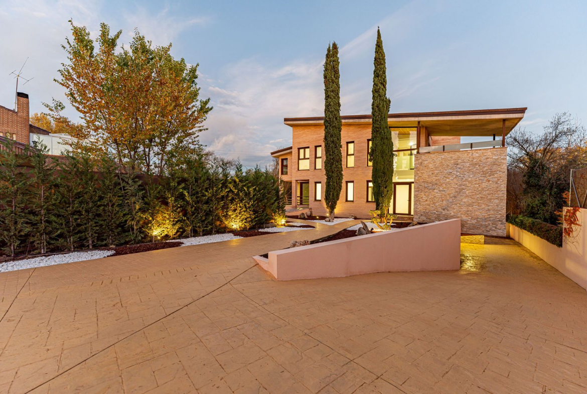 Chalet Villafranca del Castillo Jardin