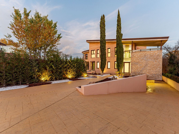 Chalet Villafranca del Castillo Jardin