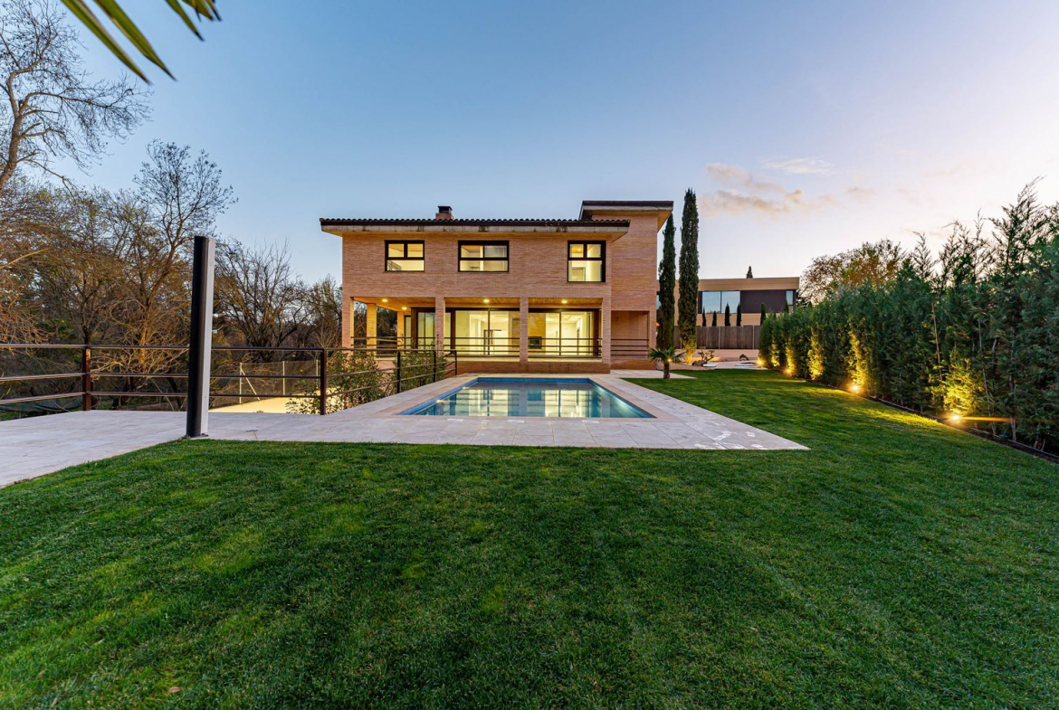 Chalet Villafranca del Castillo Jardin