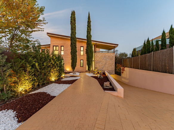 Chalet Villafranca del Castillo Jardin